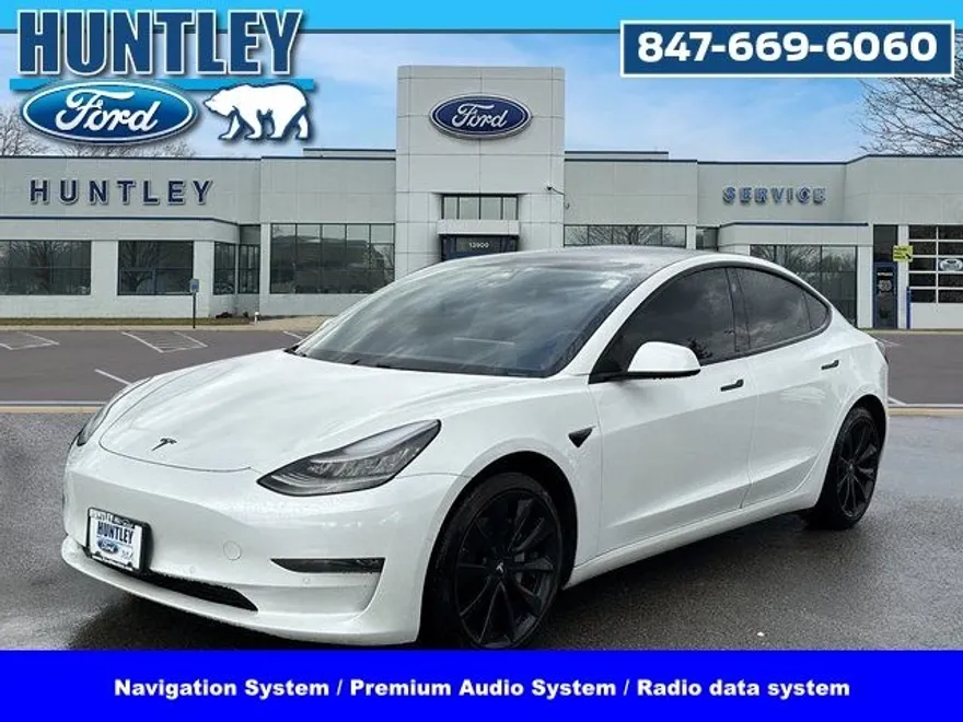 2021 Tesla Model 3 Long Range photo 1
