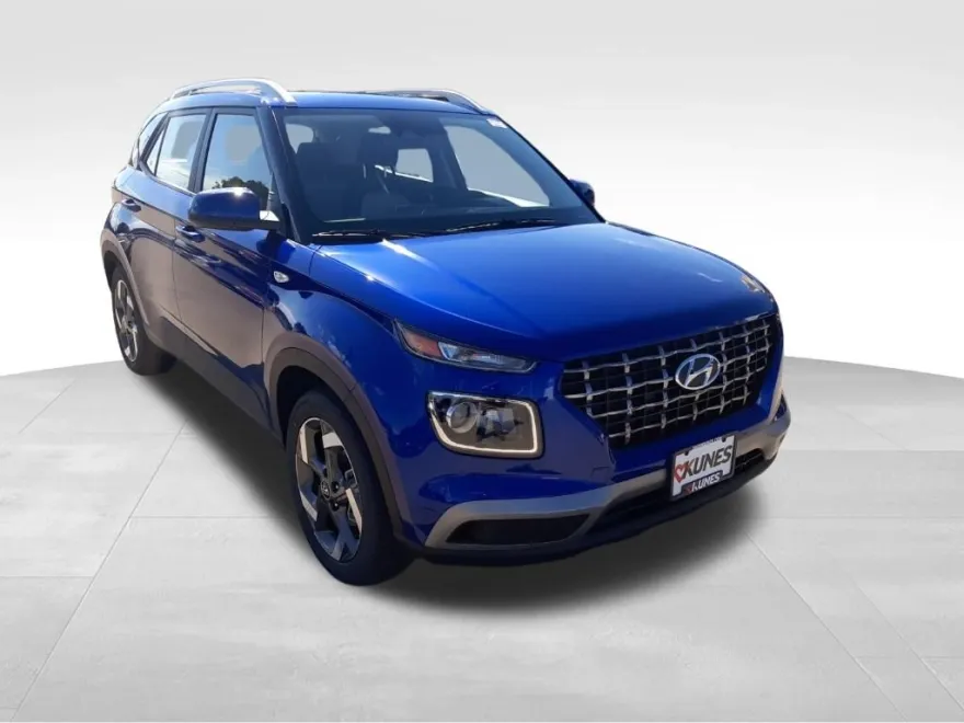 2026 Hyundai Venue SEL photo 1