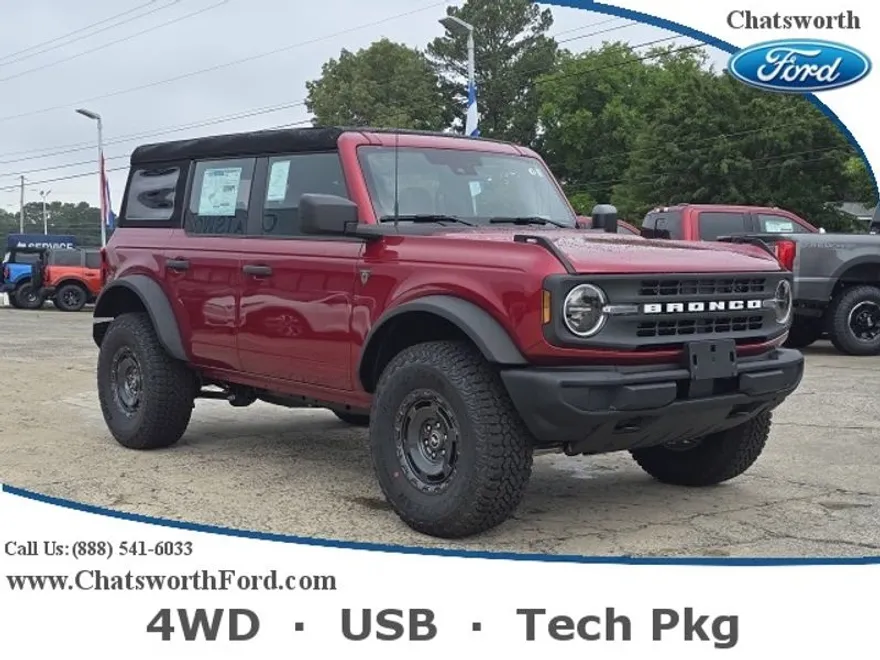2025 Ford Bronco Base photo 1