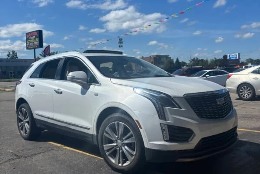 2024 Cadillac XT5 Premium Luxury photo 1
