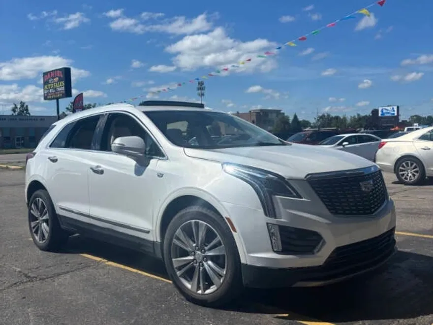 2024 Cadillac XT5 Premium Luxury photo 1
