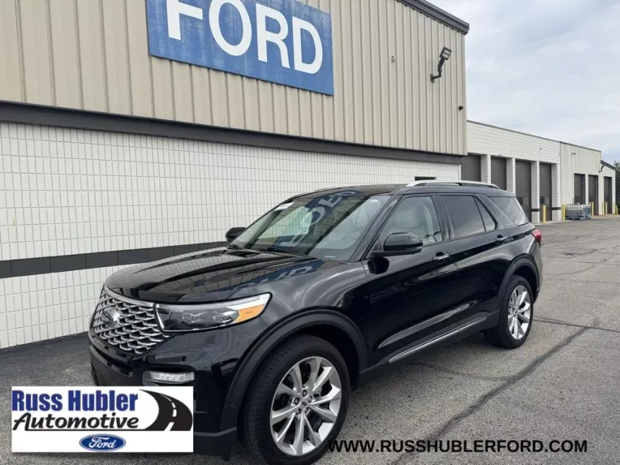 2022 Ford Explorer Platinum photo 1