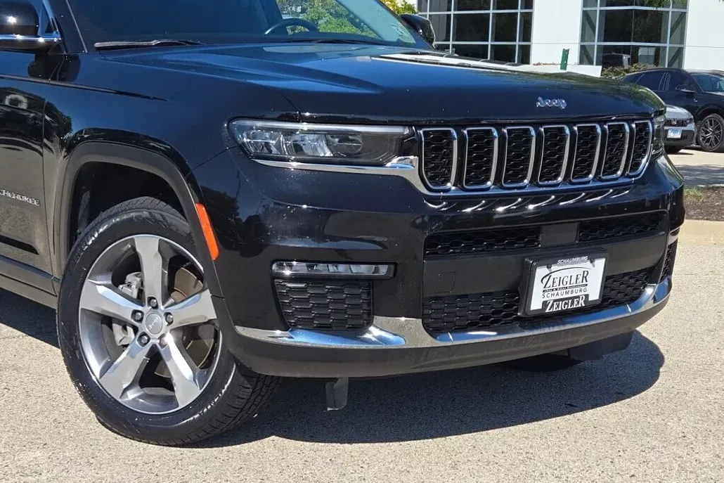 2021 Jeep Grand Cherokee Limited photo 1
