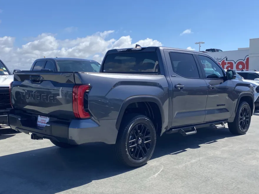 2026 Toyota Tundra Limited photo 1