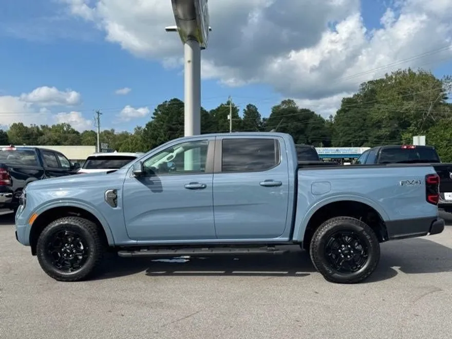 2025 Ford Ranger Lariat photo 1