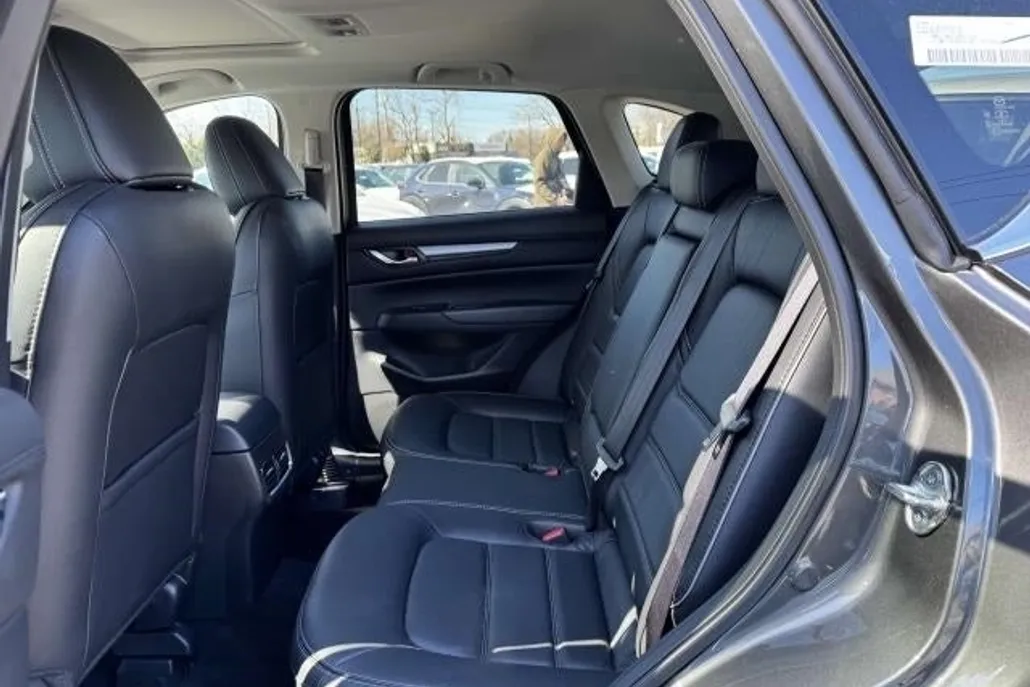 2025 Mazda CX-5 2.5 S Preferred photo 1