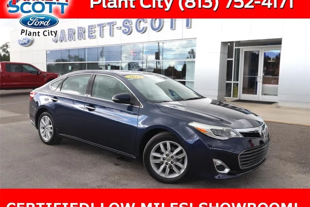 2014 Toyota Avalon XLE photo 1