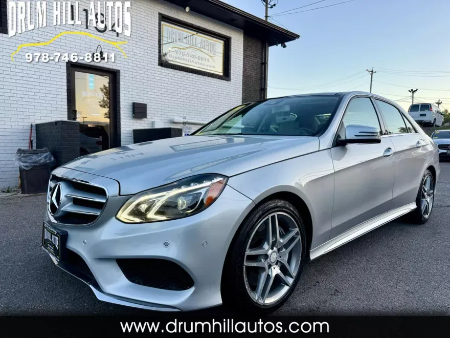 2014 Mercedes Benz E Sedan 4MATIC photo 1