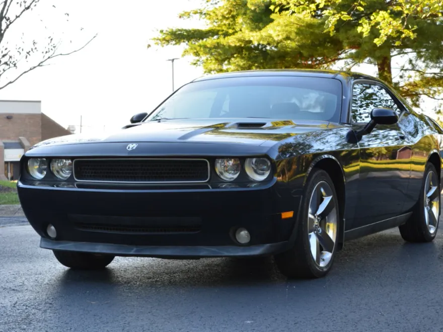 2009 Dodge Challenger R/T photo 1