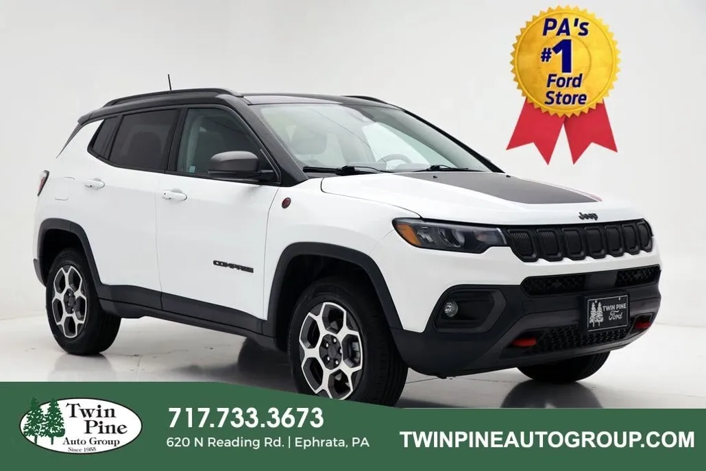 2022 Jeep Compass Trailhawk photo 1