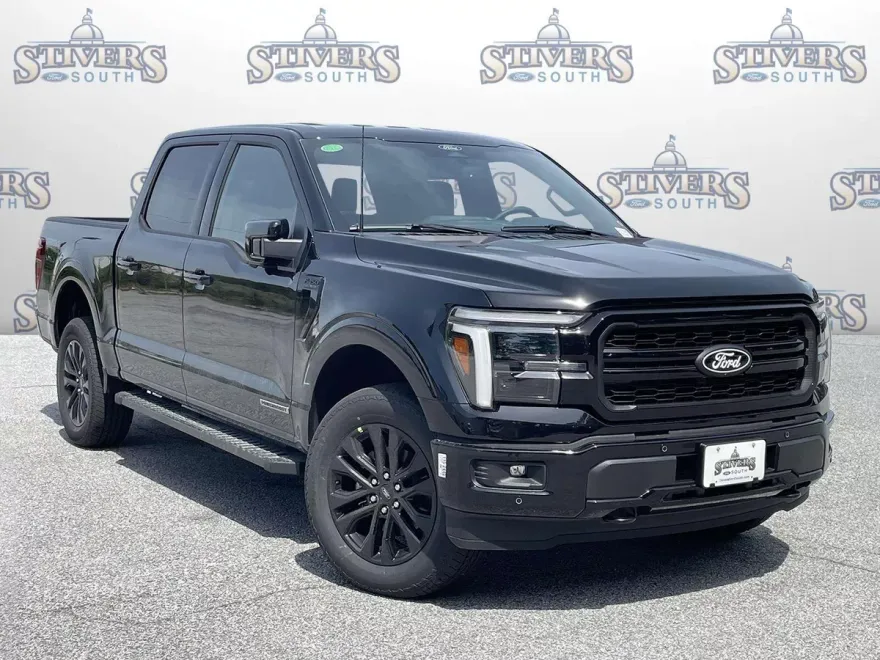 2025 Ford F-150 Lariat photo 1