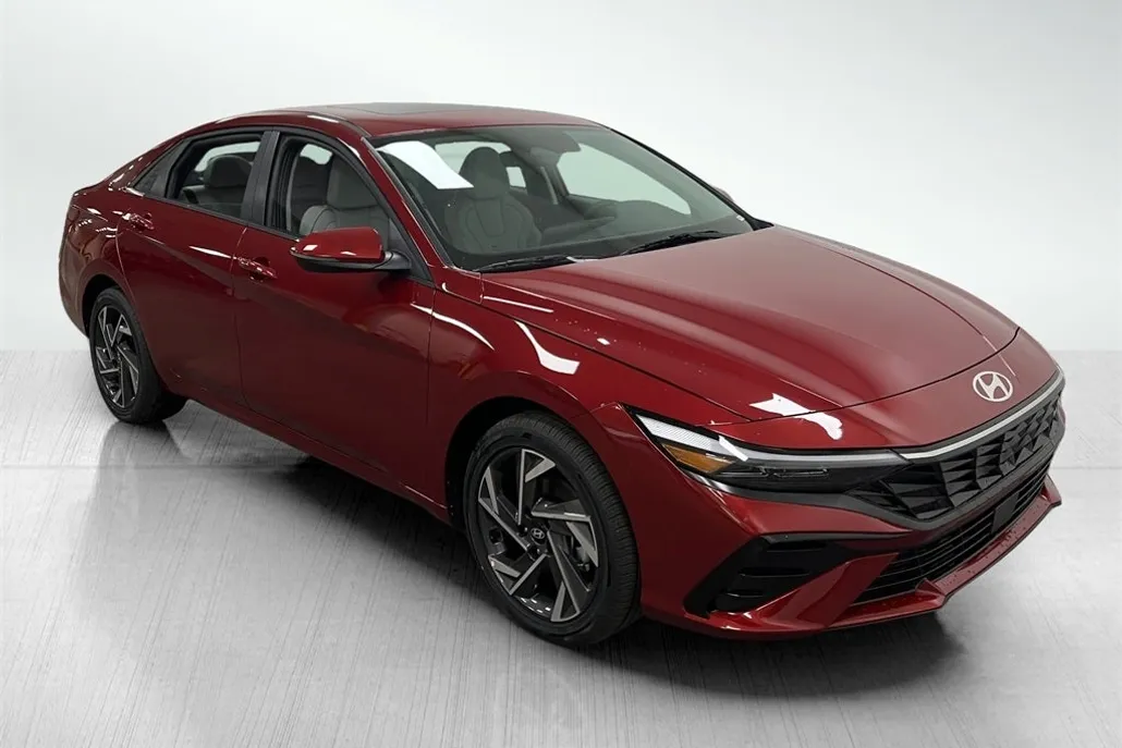 2025 Hyundai Elantra Hybrid Limited photo 1