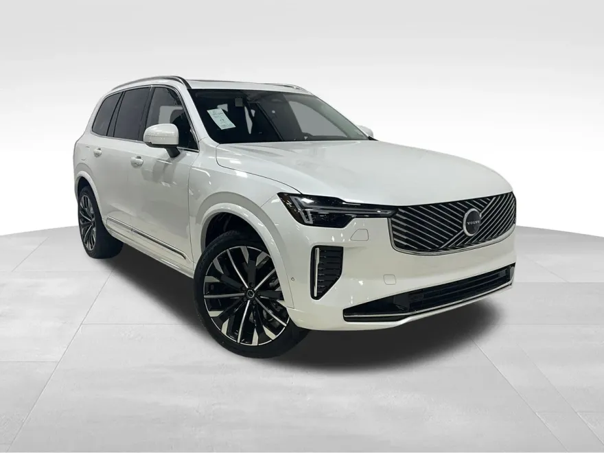 2025 Volvo XC90 T8 photo 1