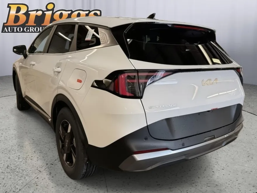 2026 Kia Sportage LX photo 1