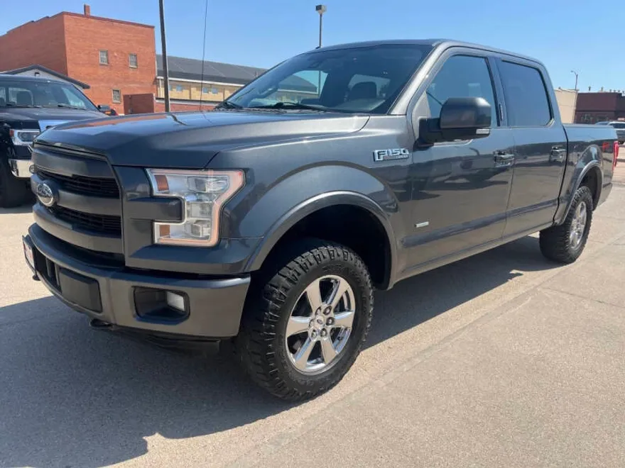 2015 Ford F-150 Lariat photo 1