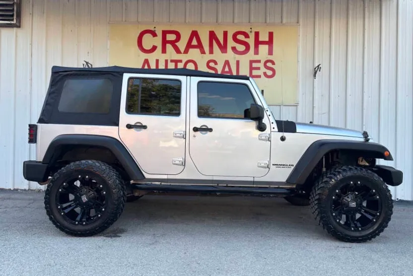 2008 Jeep Wrangler Unlimited X photo 1