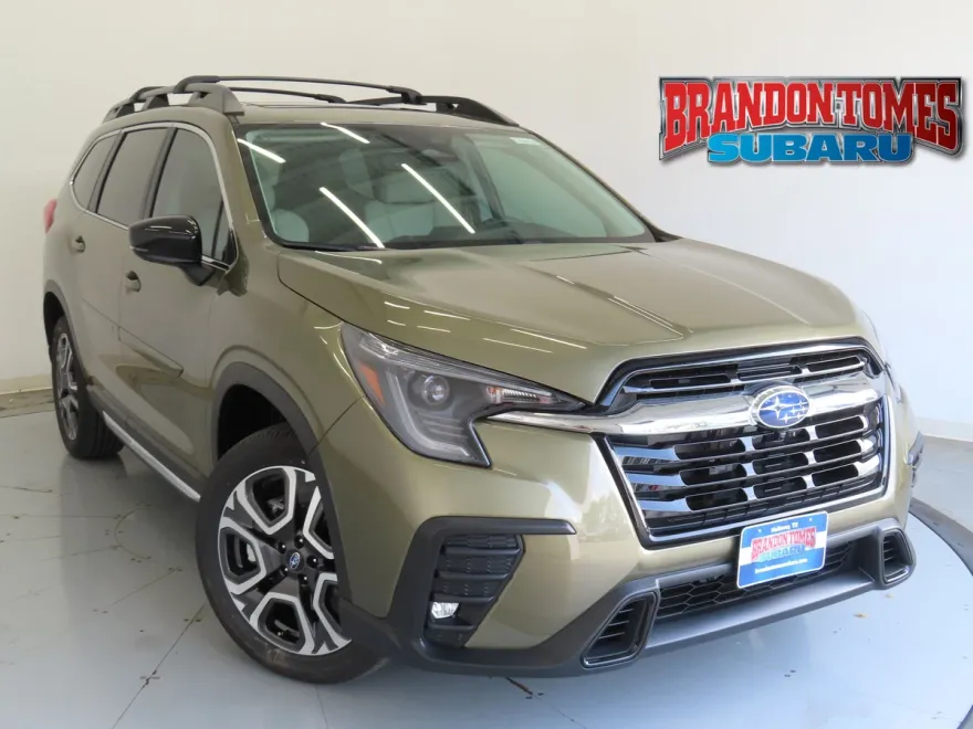 2025 Subaru Ascent Limited photo 1