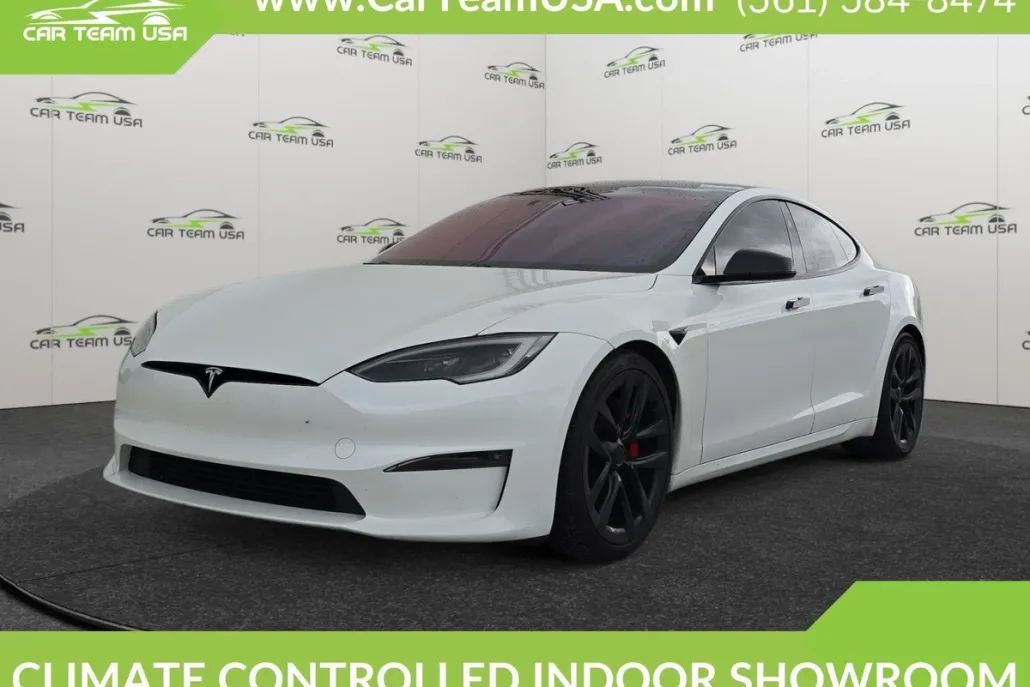 2023 Tesla Model S Plaid photo 1