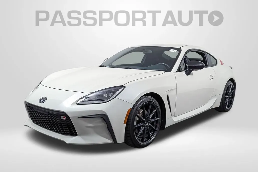 2022 Toyota GR86 Premium photo 1