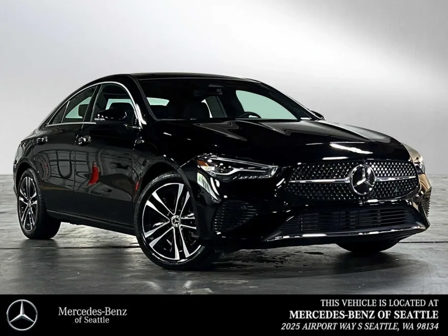 2025 Mercedes Benz CLA 250 4MATIC photo 1