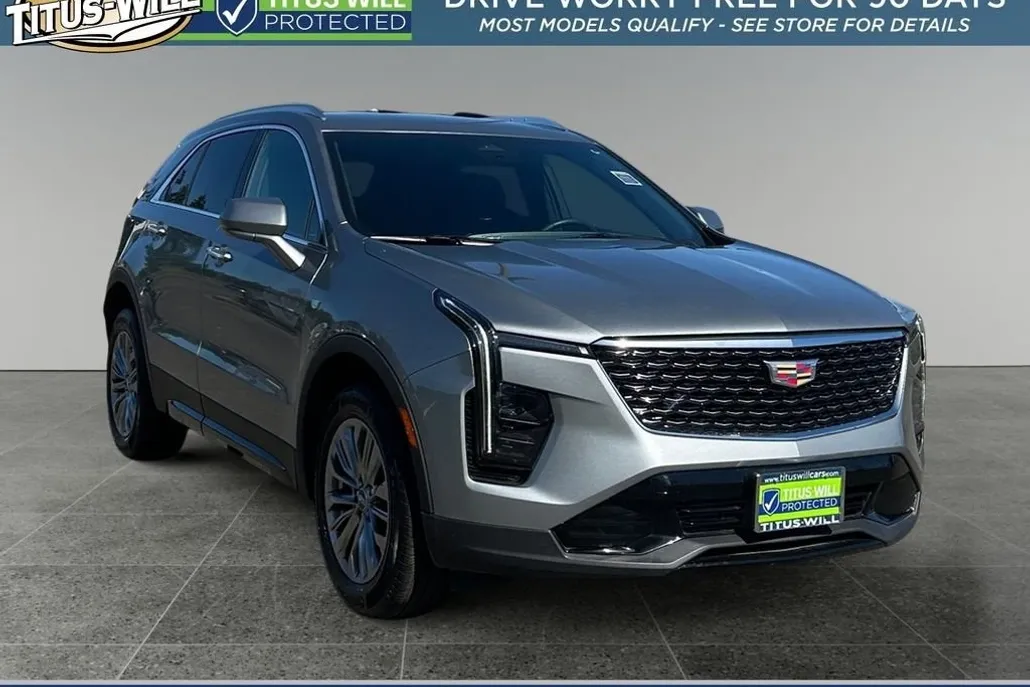 2024 Cadillac XT4 Premium Luxury photo 1