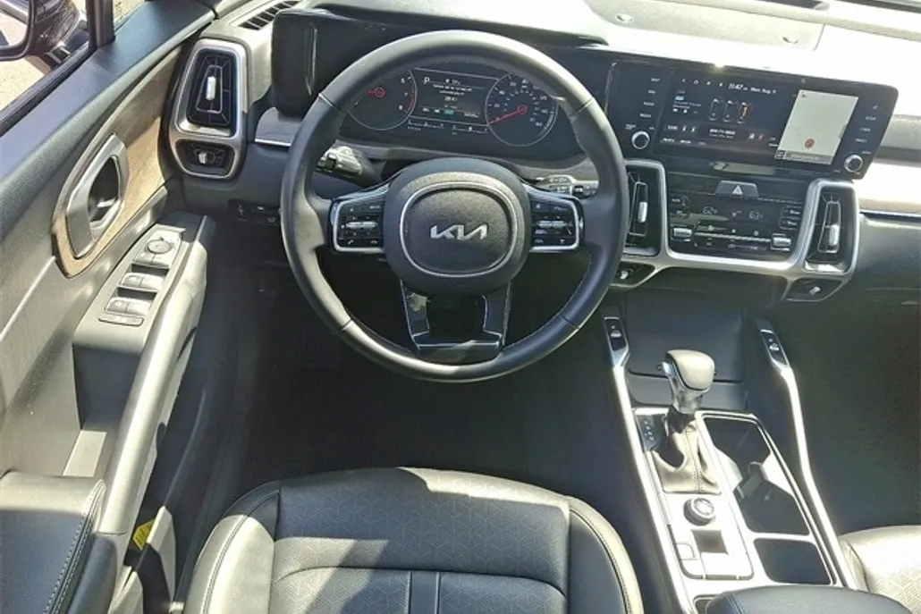 2022 Kia Sorento X-Line EX photo 1