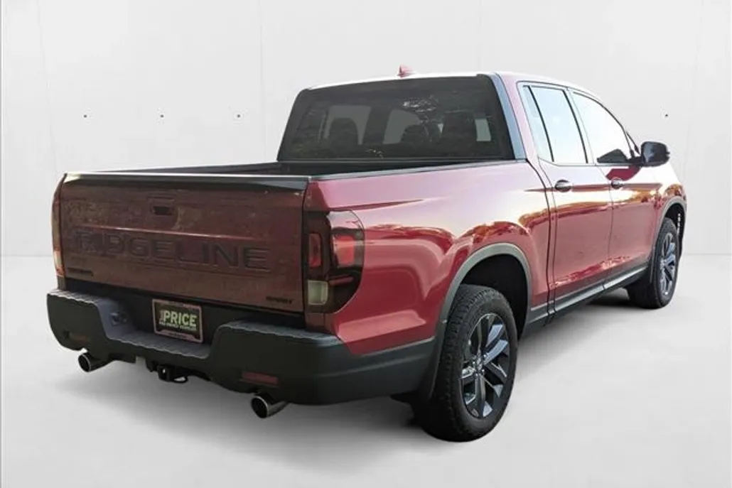 2024 Honda Ridgeline Sport photo 1