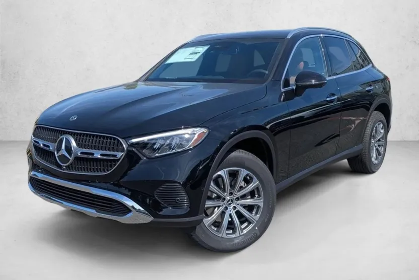 2025 Mercedes Benz GLC 300 4MATIC photo 1