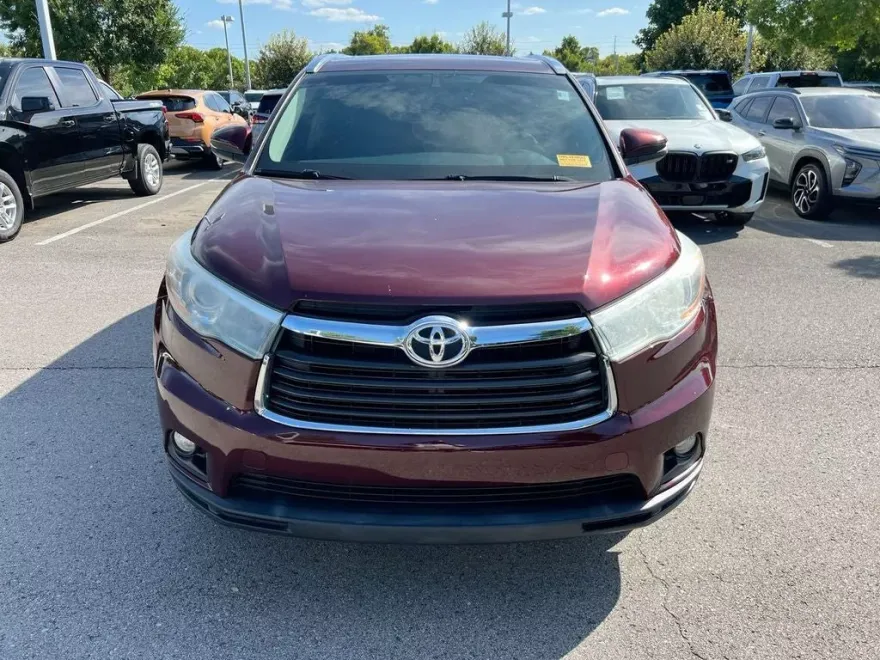 2016 Toyota Highlander XLE photo 1