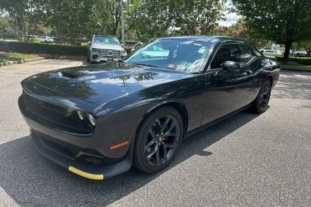 2020 Dodge Challenger GT photo 1