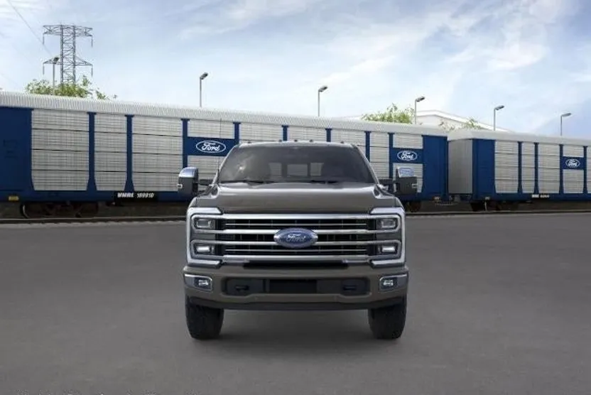 2026 Ford F-350 Platinum photo 1