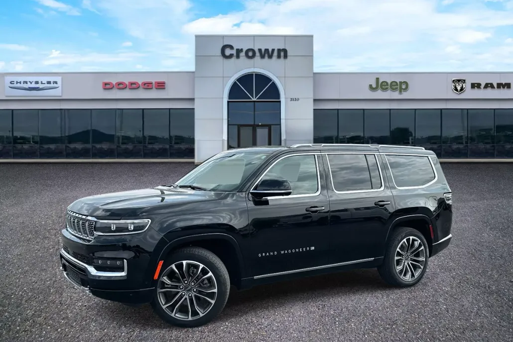2024 Jeep Grand Wagoneer III photo 1