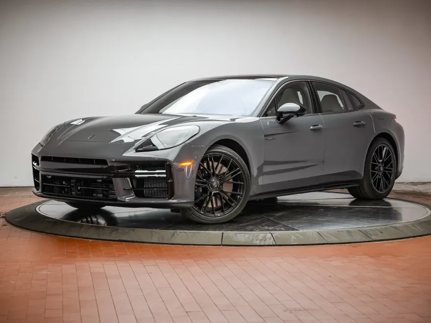 2025 Porsche Panamera E-Hybrid Turbo photo 1