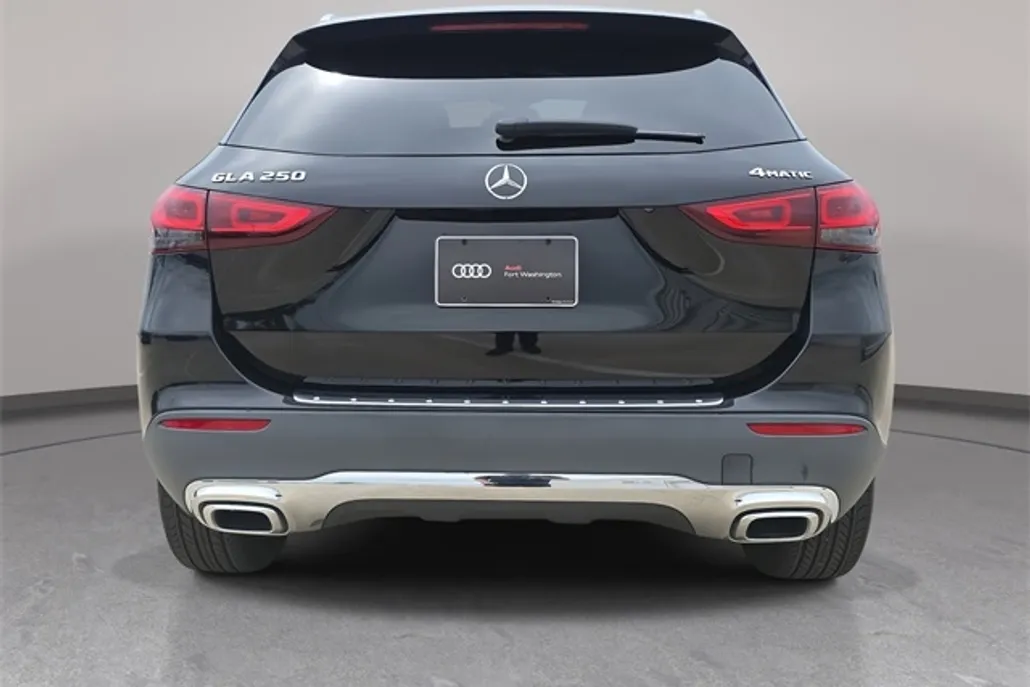2021 Mercedes Benz GLA 250 4MATIC photo 1