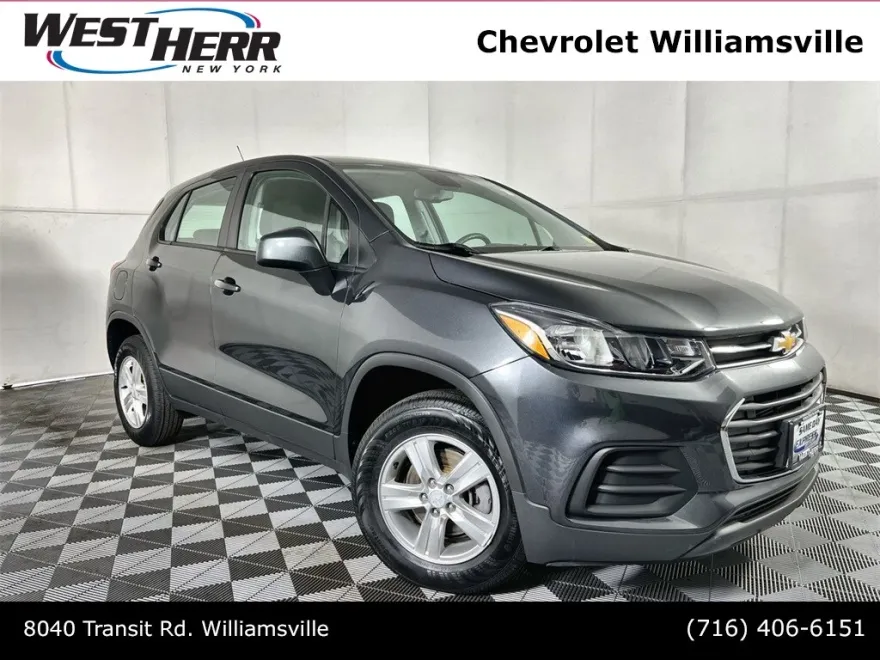 2019 Chevrolet Trax LS photo 1
