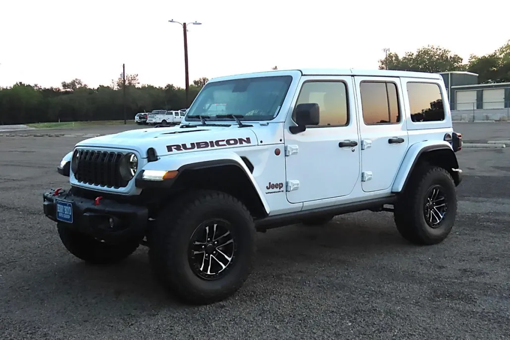 2025 Jeep Wrangler Rubicon X photo 1