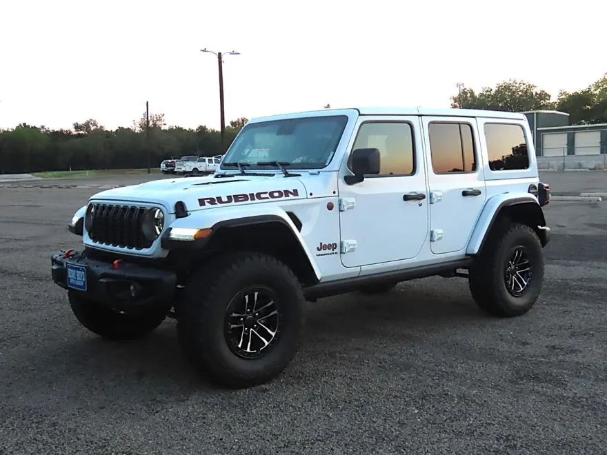 2025 Jeep Wrangler Rubicon X photo 1