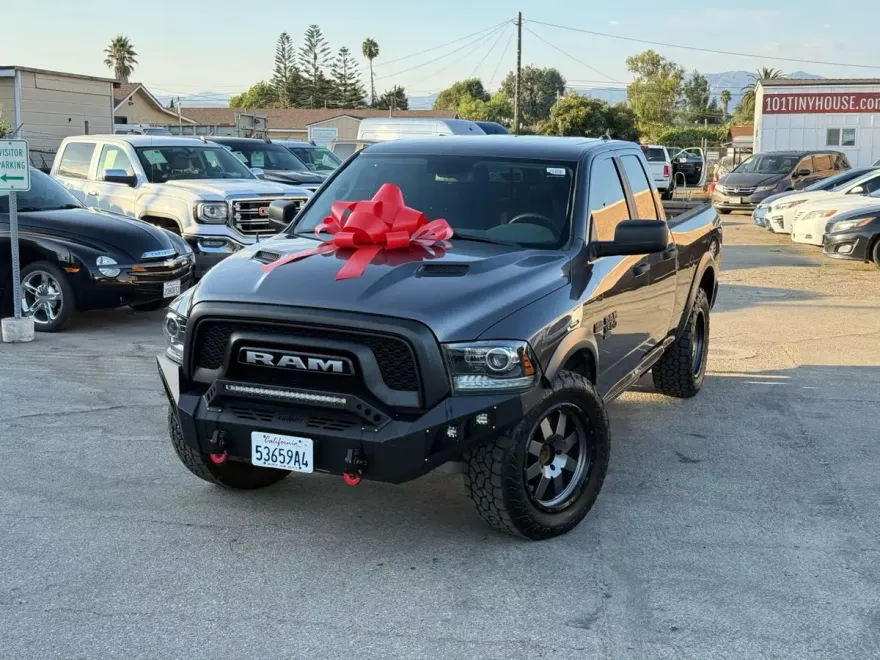 2020 Ram 1500 Classic Warlock photo 1