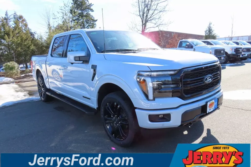 2025 Ford F-150 Lariat photo 1