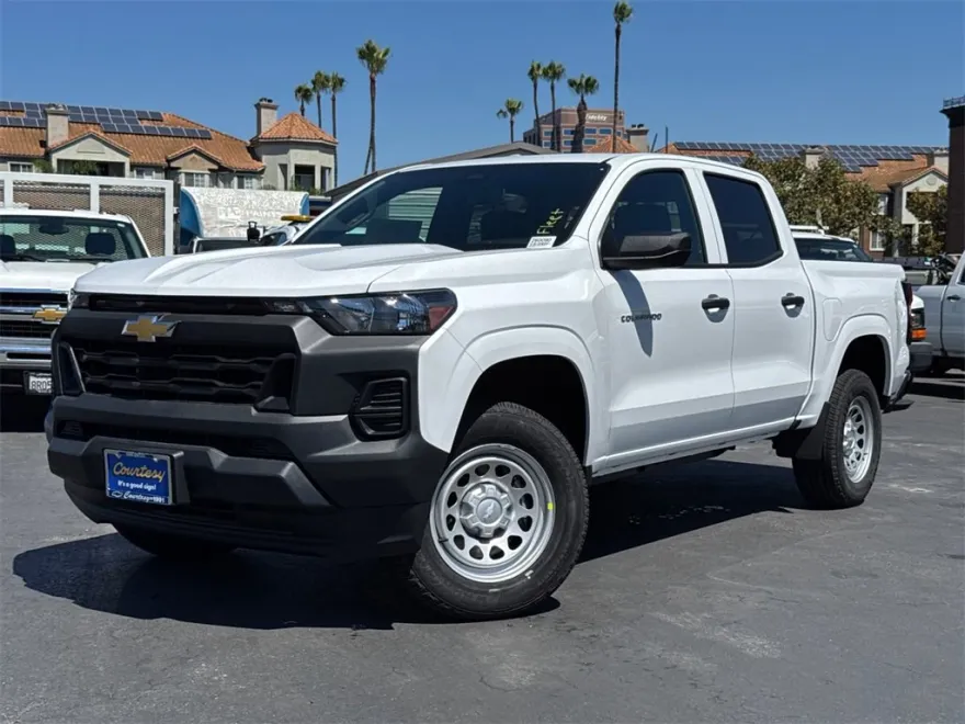 2026 Chevrolet Colorado Work Truck photo 1