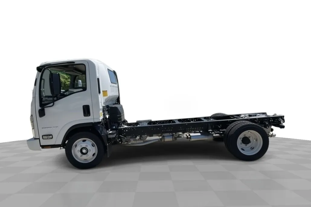 2024 Chevrolet Silverado photo 1