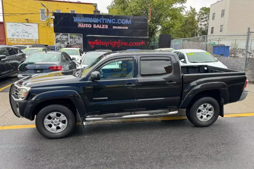 2009 Toyota Tacoma Double Cab photo 1