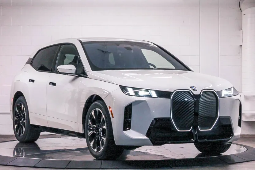 2026 Bmw iX photo 1