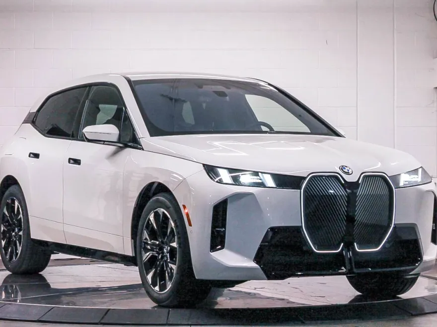 2026 Bmw iX photo 1