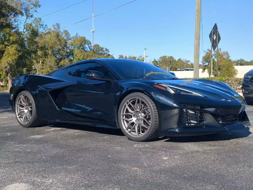 2023 Chevrolet Corvette Z06 3LZ Coupe photo 1
