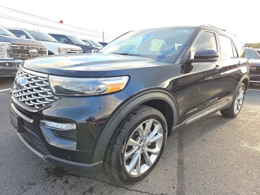 2021 Ford Explorer Platinum photo 1