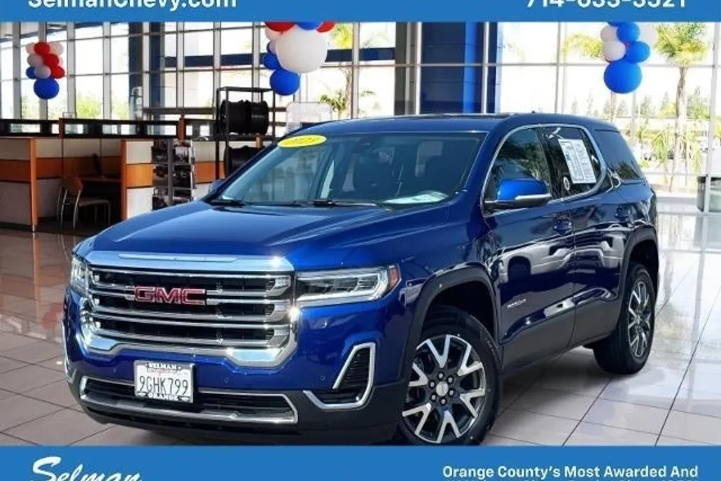 2023 Gmc Acadia SLE photo 1