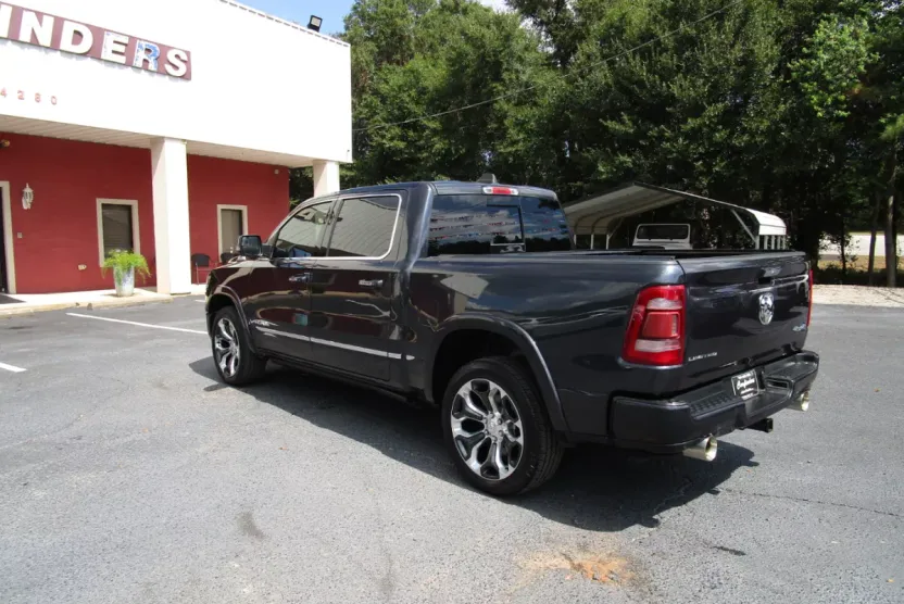 2019 Ram 1500 Limited photo 1