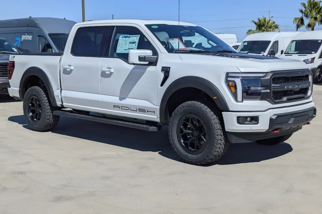 2025 Ford F-150 Lariat photo 1