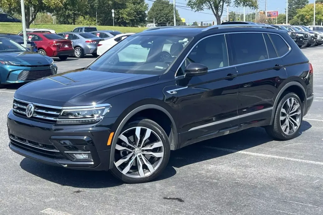 2020 Volkswagen Tiguan SEL Premium R-Line photo 1